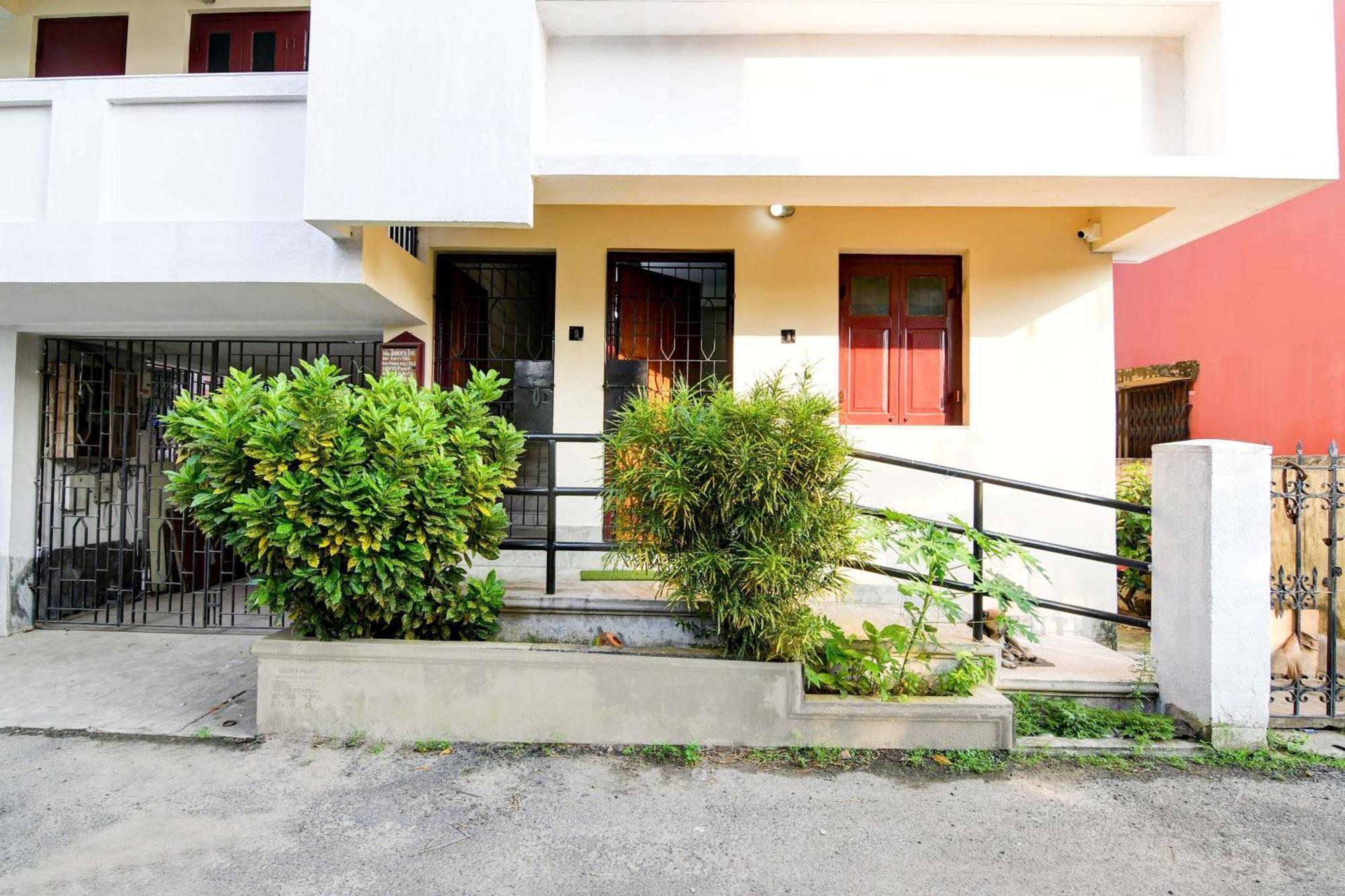 כלכותה Oyo Simplex Guest House Behala מראה חיצוני תמונה