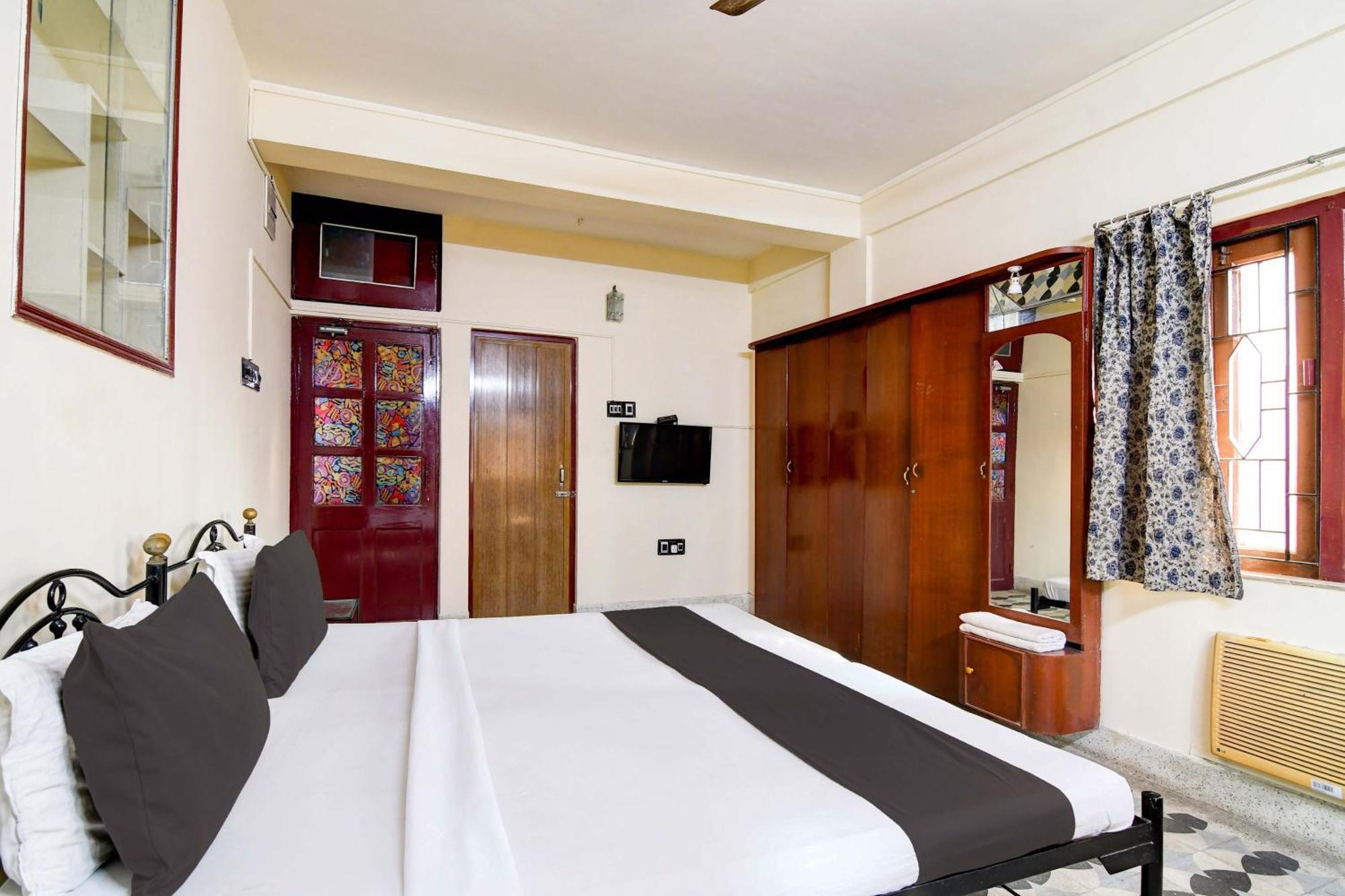 כלכותה Oyo Simplex Guest House Behala מראה חיצוני תמונה