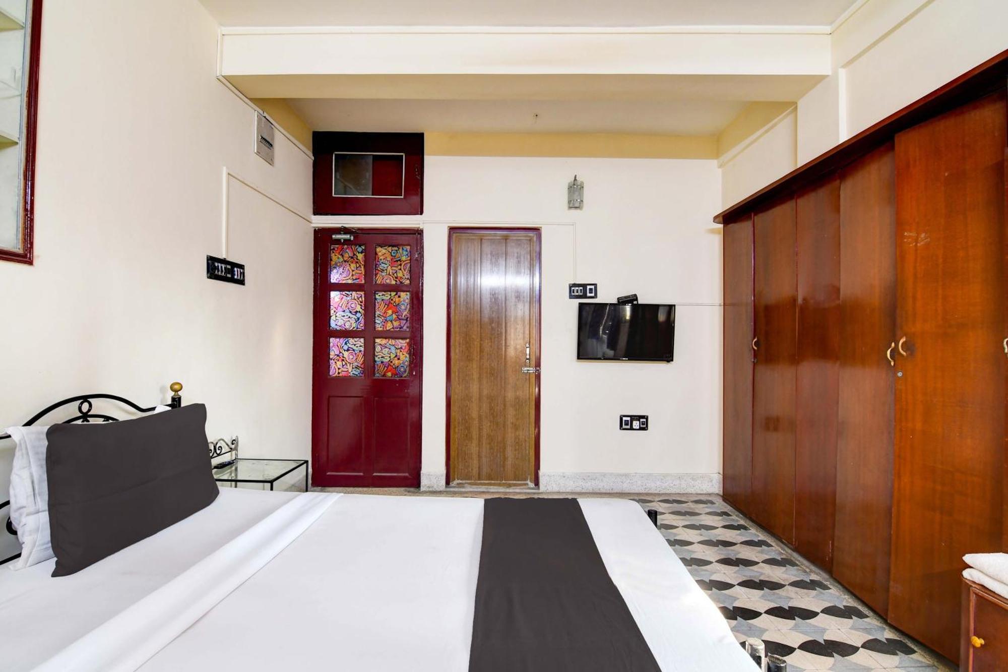 כלכותה Oyo Simplex Guest House Behala מראה חיצוני תמונה